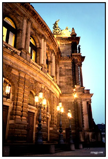 프라하와 다른 느낌, 웅장한 야경의 Dresden D+16