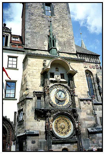 딱 절반이 지난 여행, 빨간 지붕의 Praha D+14,15,16