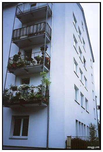 숙소 구하기만이 중요했던 Frankfurt D+1