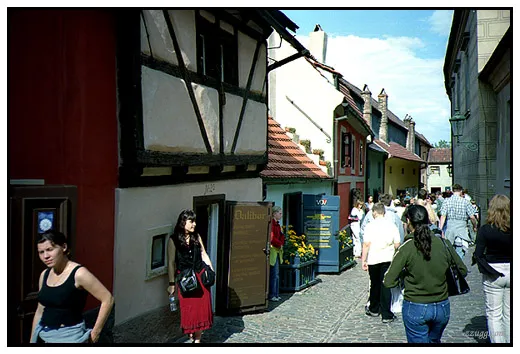 딱 절반이 지난 여행, 빨간 지붕의 Praha D+14,15,16