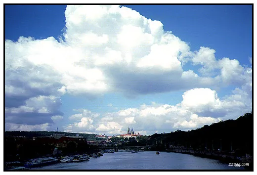 딱 절반이 지난 여행, 빨간 지붕의 Praha D+14,15,16